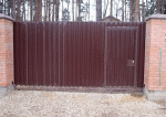 Сдвижные автоматические ворота с встроенной калиткой